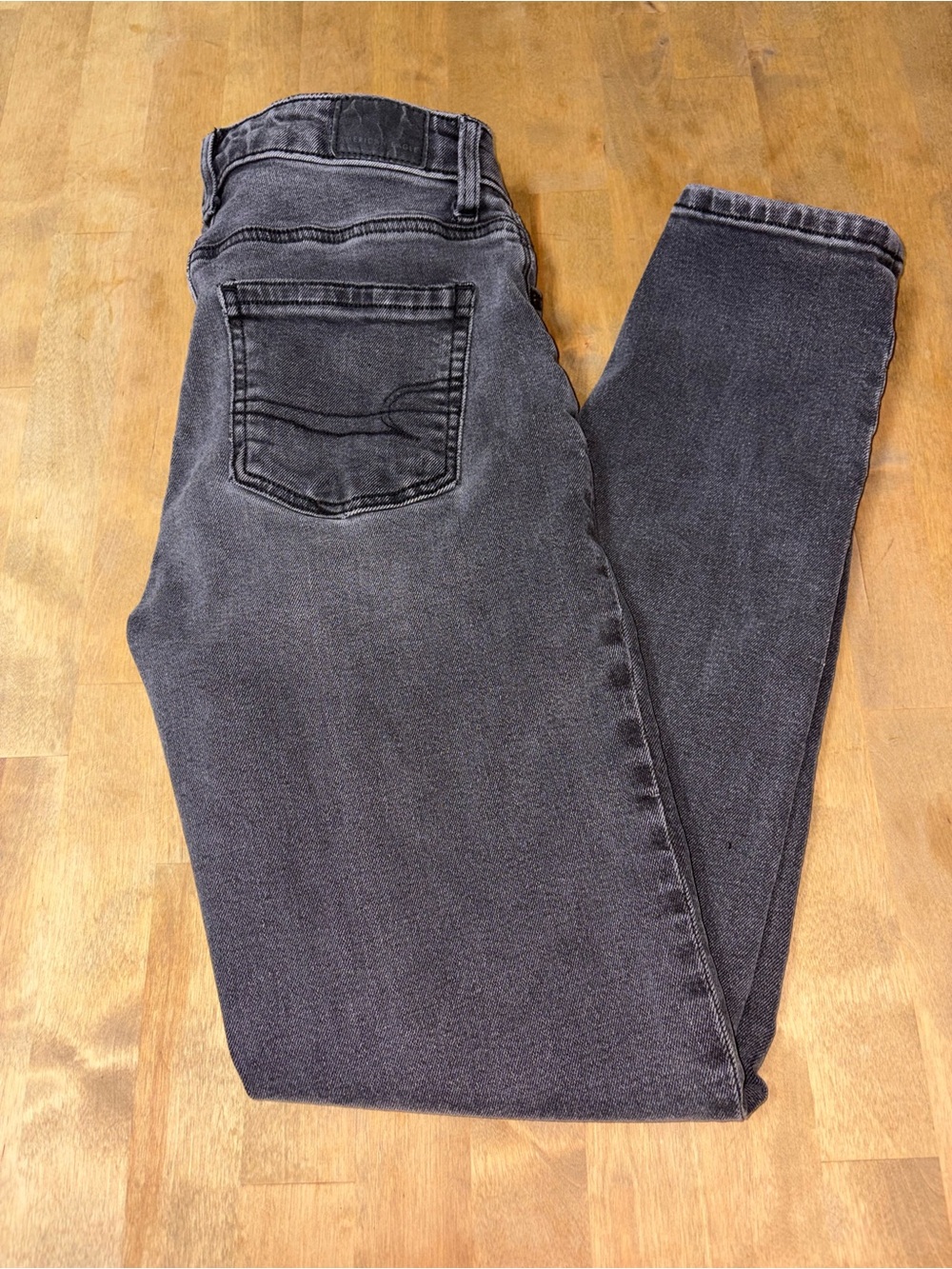 American Eagle High Rise Mom Jeans